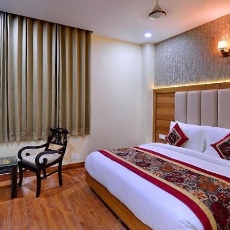 Hotel White Amritsar Exterior photo