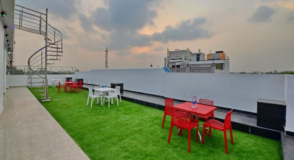 Hotel White Amritsar Exterior photo