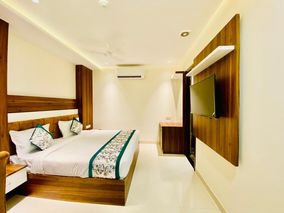 Hotel White Amritsar Exterior photo